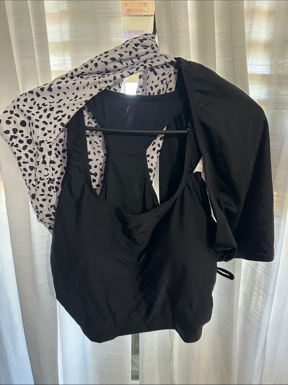 Zaful Black and White Spot-Print Swim Top 2 bottoms 1 top